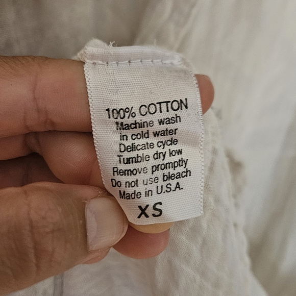 KEALOPIKO AHUKAI - SIZE XS - HE HOO HENO UA PRINT - WHITW ON WHITE - Picture 4 of 6